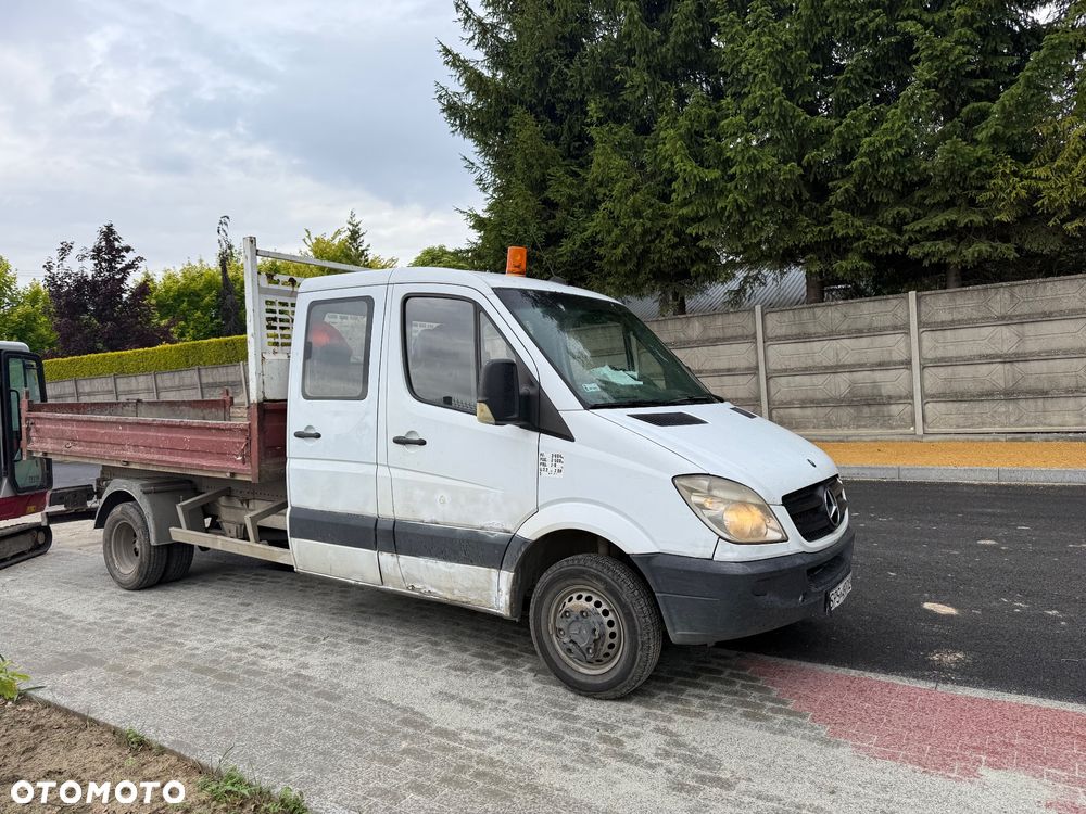 Mercedes-Benz 511 - 3