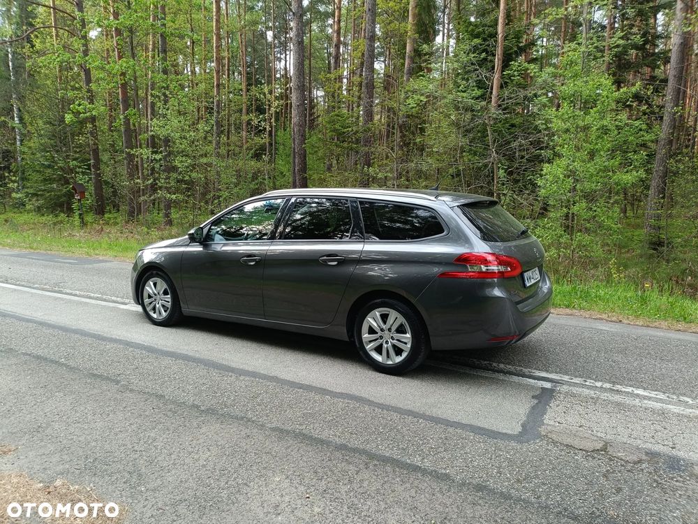 Peugeot 308 1.6 BlueHDi Allure S&S - 20