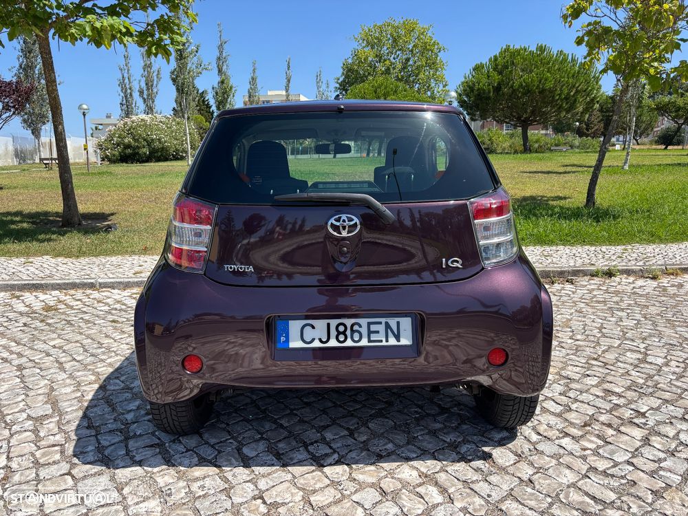 Toyota iQ 1.0 VVT-i 2 NAVI+Bluetooth - 3