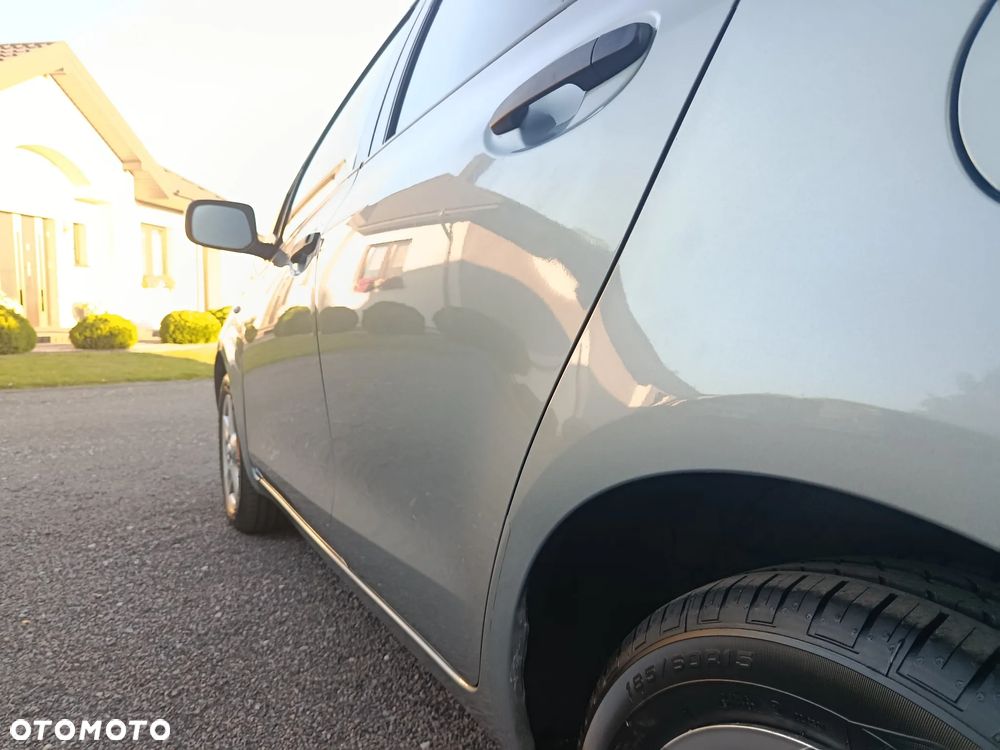 Toyota Yaris - 39