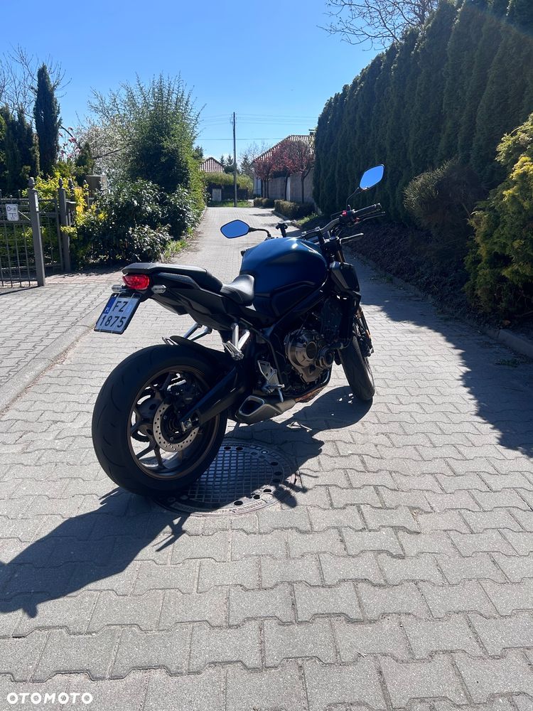 Honda CB - 4