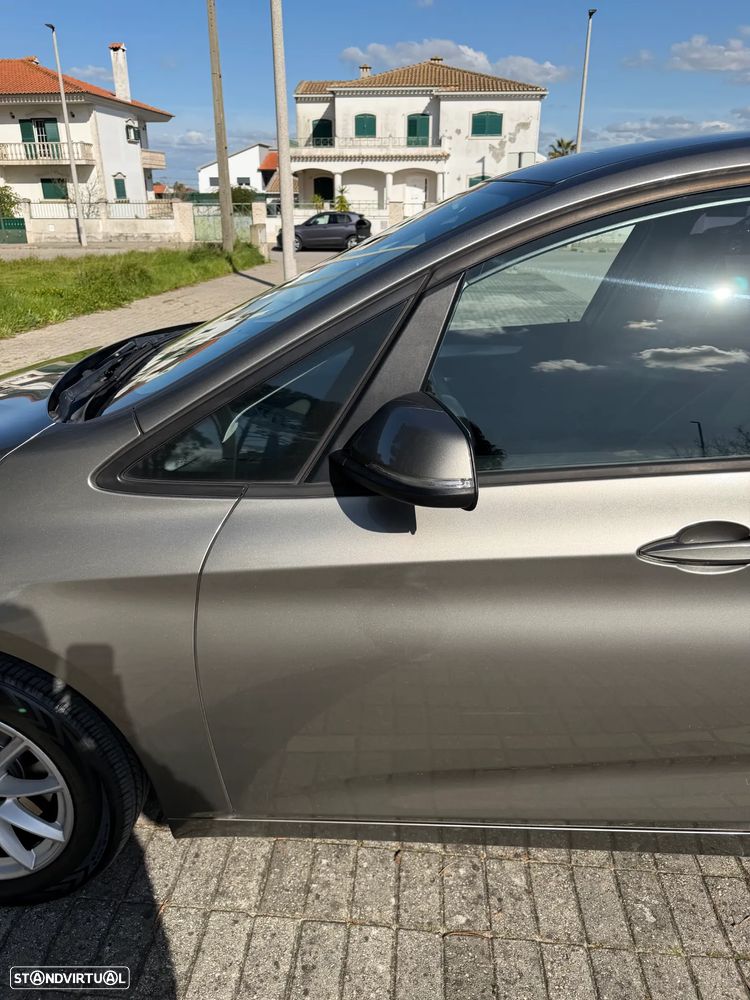 BMW 216 Gran Tourer d Luxury Line - 23