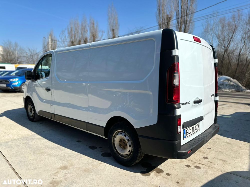 Renault Trafic - 9