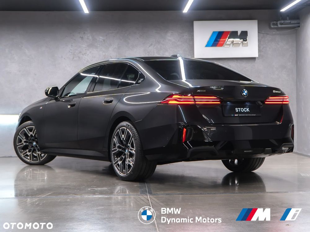 BMW Seria 5 520d xDrive - 6
