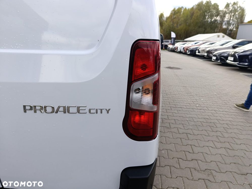Toyota PROACE CITY - 11