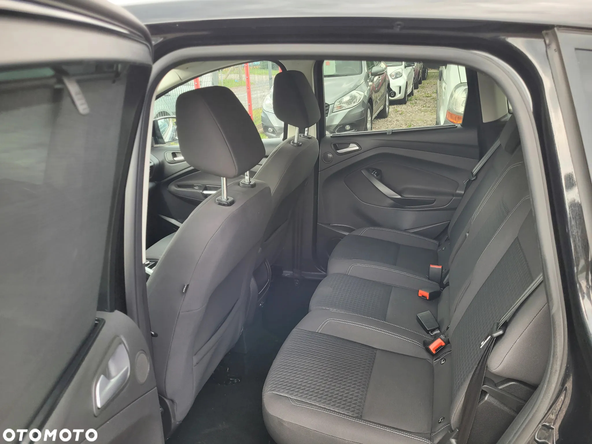 Ford C-MAX - 13