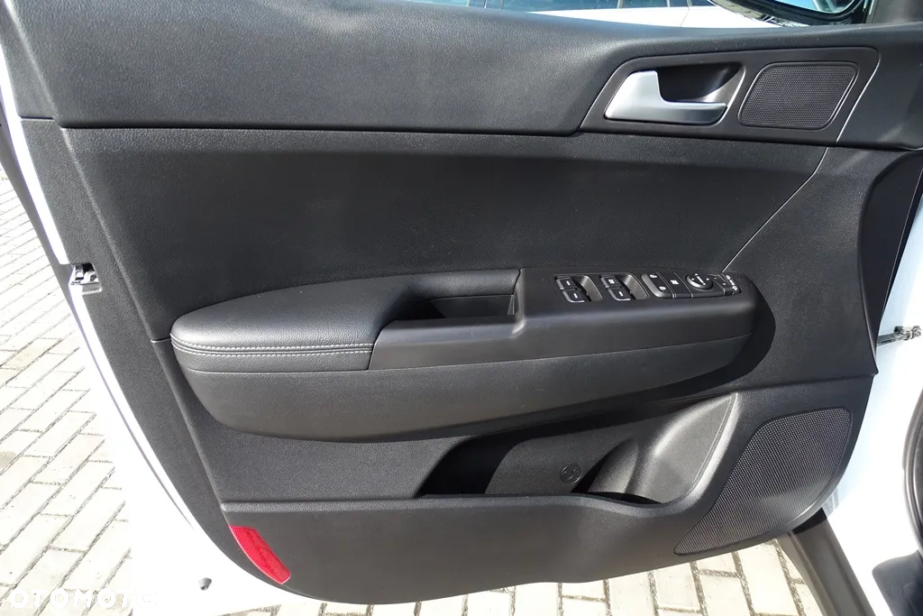Kia Sportage 1.6 GDI 2WD DREAM-TEAM EDITION - 20