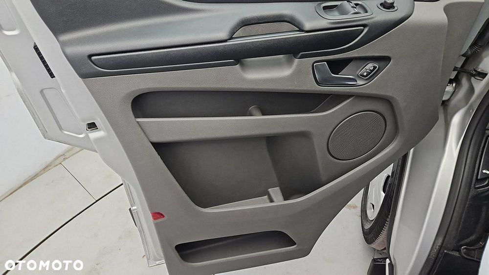 Ford Transit Custom - 10