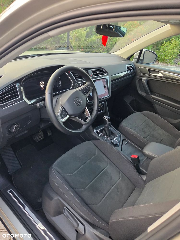 Volkswagen Tiguan 2.0 TDI SCR 4Mot Elegance DSG - 11