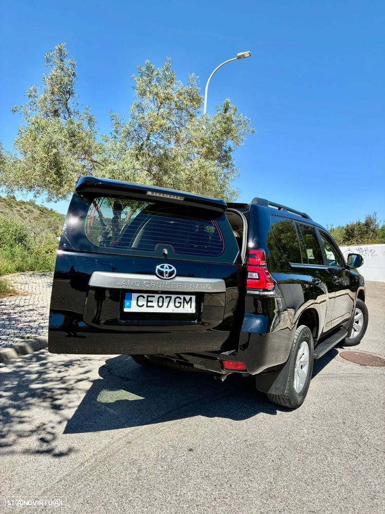 Toyota Land Cruiser 2.8 D-4D CA - 17