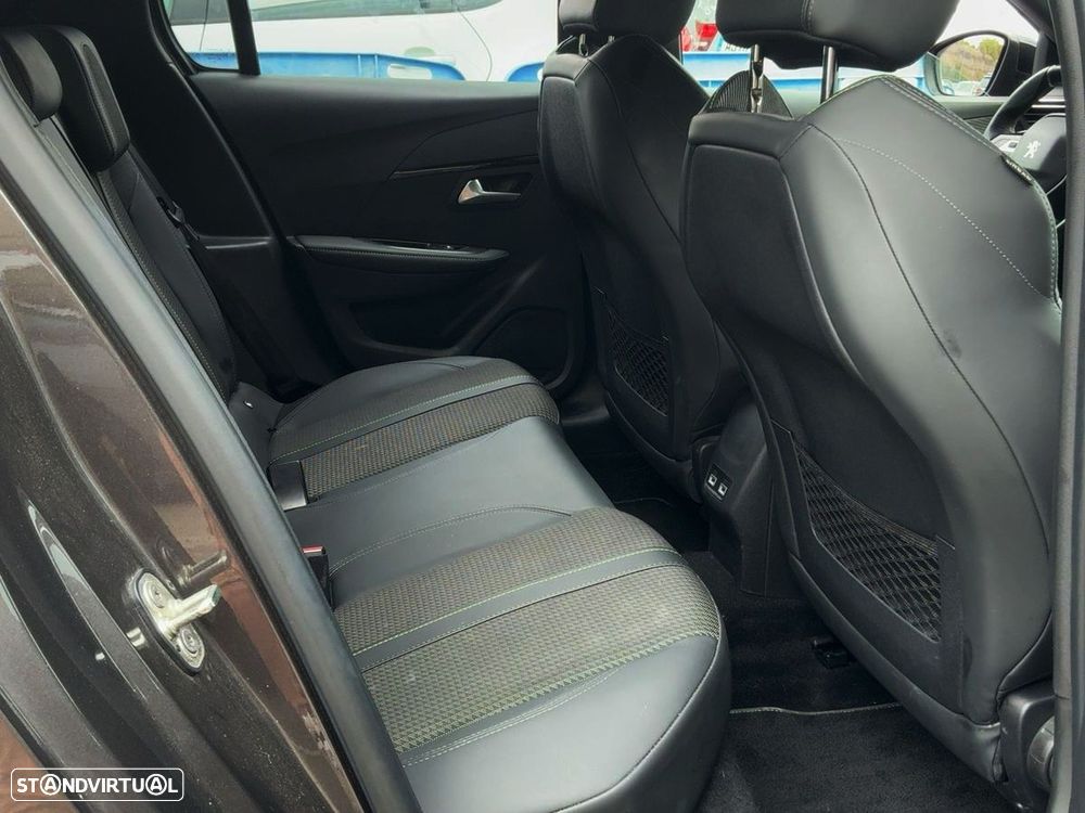 Peugeot 208 1.2 PureTech GT Line EAT8 - 11