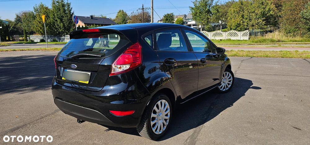 Ford Fiesta 1.25 Trend - 13