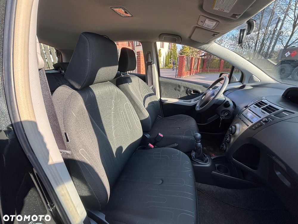 Toyota Yaris 1.33 Sol - 15