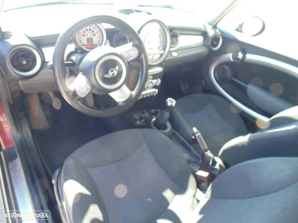 MINI 3 Portas Cooper D - 20