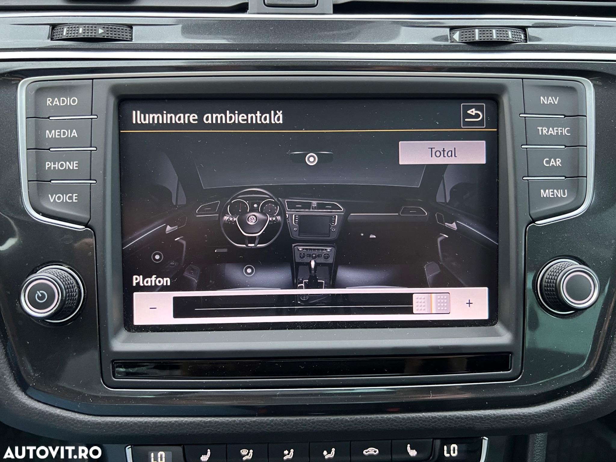 Volkswagen Tiguan 2.0 TDI SCR 4MOTION (BlueMotion Techn.) DSG Highline - 22