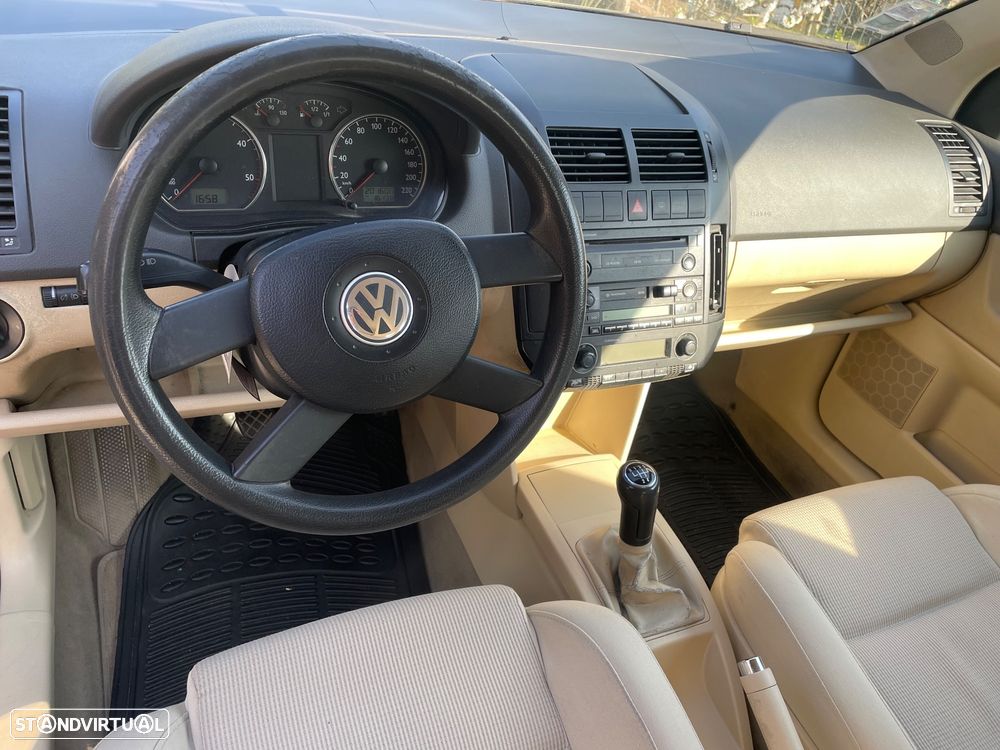 VW Polo 1.4 TDi Highline - 8