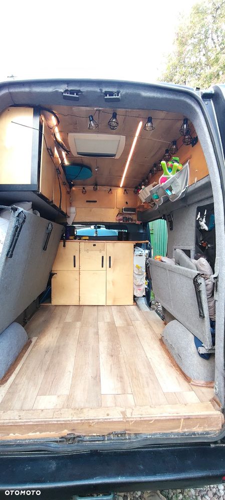 Opel Vivaro kamper - 8