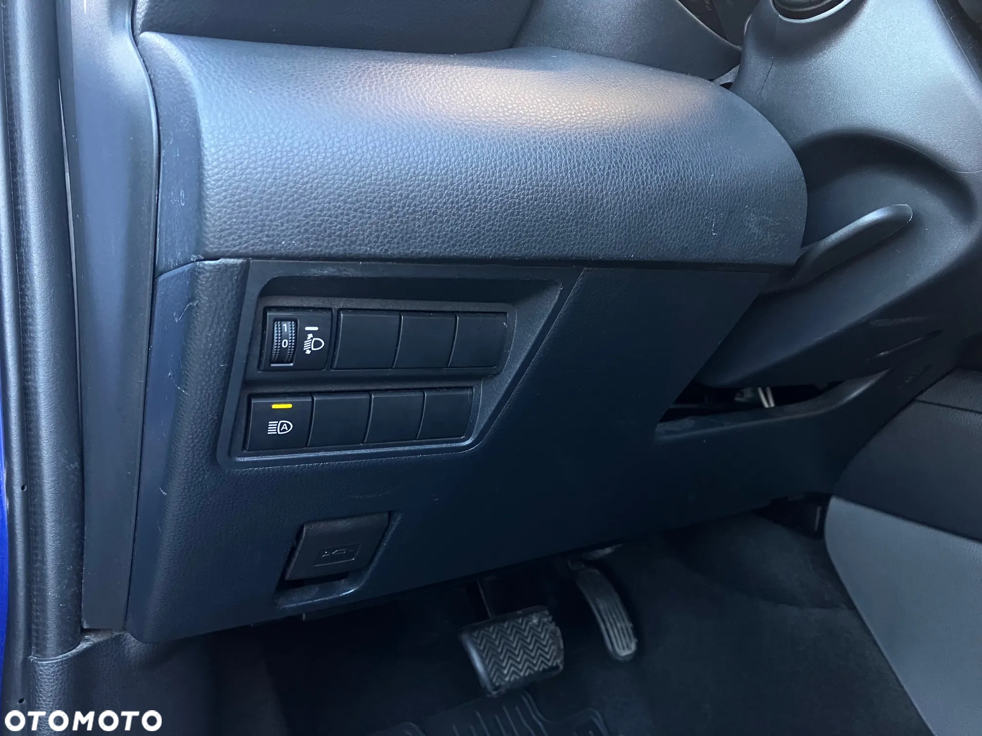 Toyota Yaris Hybrid 1.5 Comfort - 28