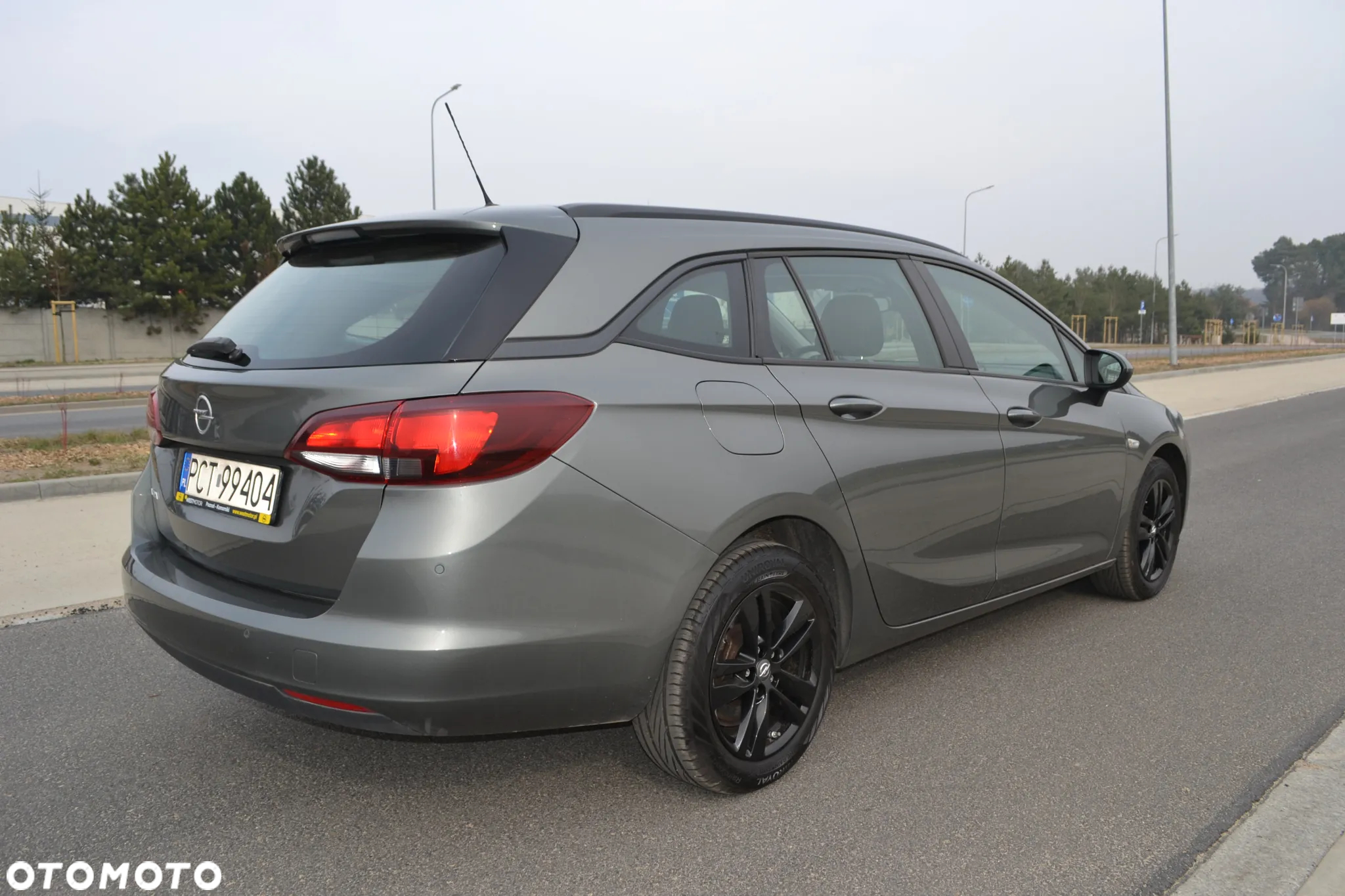 Opel Astra 1.6 D (CDTI) Start/Stop Sports Tourer Edition - 3