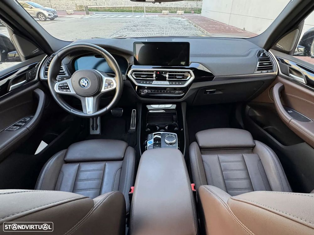 BMW iX3 M Sport Impressive - 7