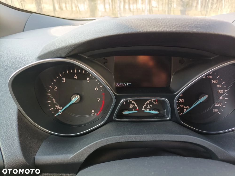 Ford Kuga 1.5 EcoBoost FWD ST-Line X - 21