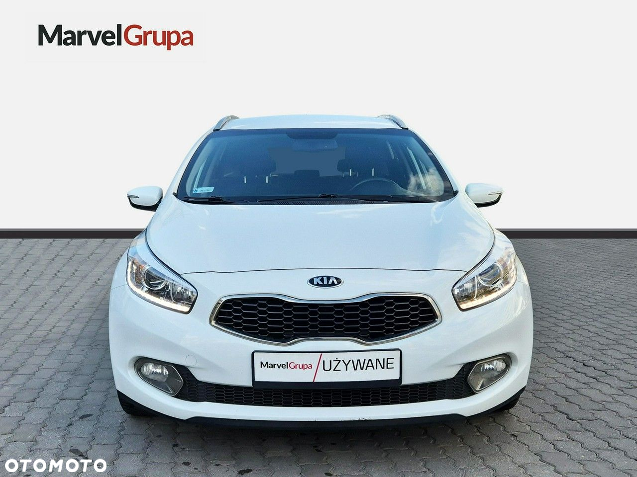 Kia Ceed - 8