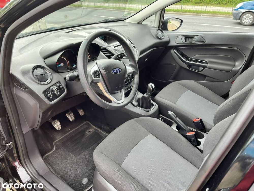 Ford Fiesta - 11