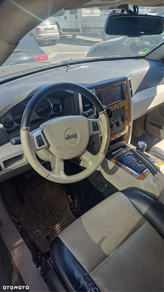 Jeep Grand Cherokee - 5