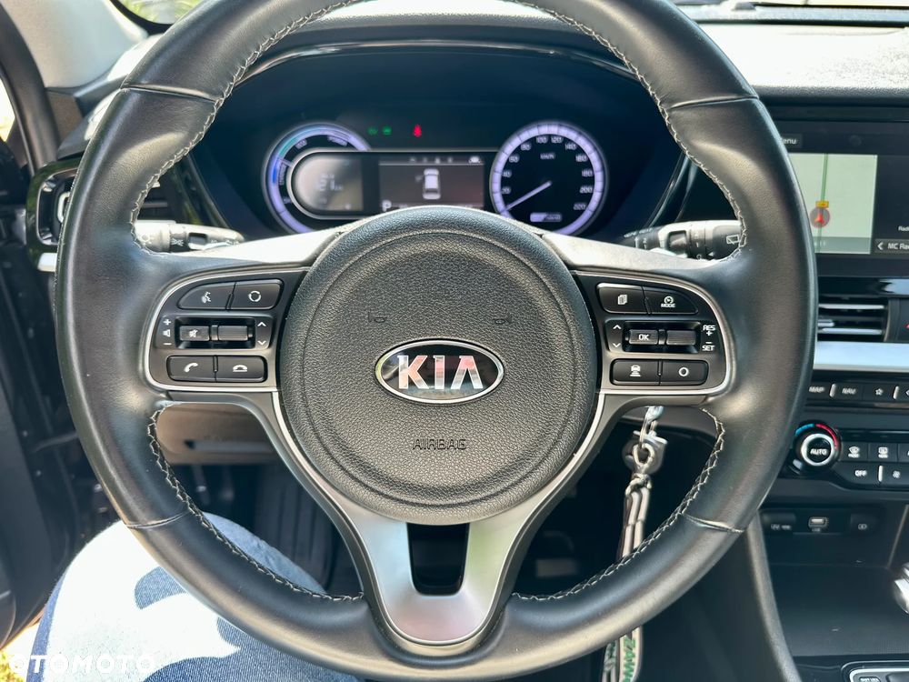 Kia Niro 1.6 GDI Hybrid L - 6