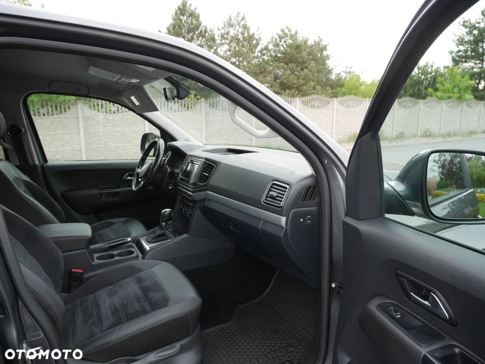 Volkswagen Amarok 3.0 V6 TDI 4Mot Highline - 11