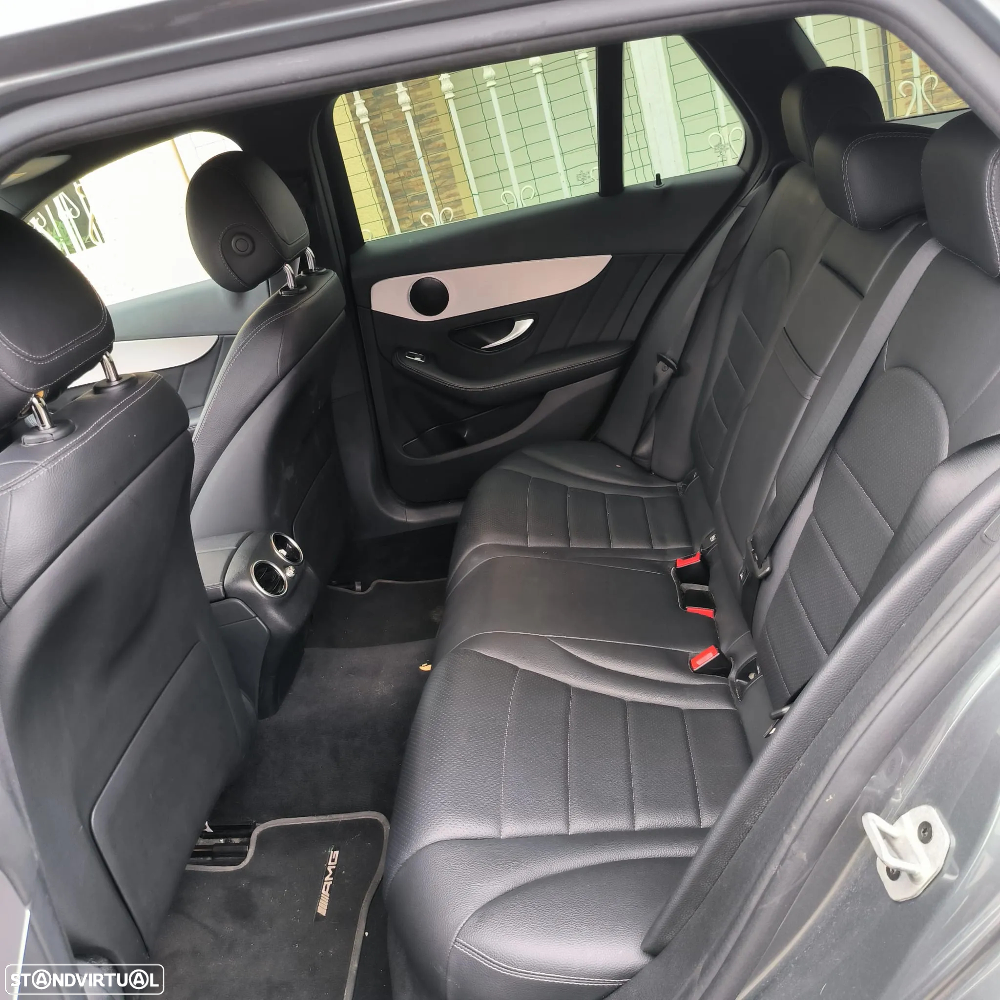 Mercedes-Benz C 300 - 10