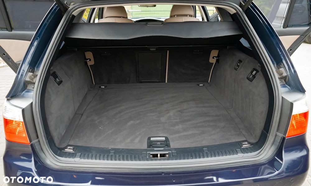 BMW Seria 5 530i - 26