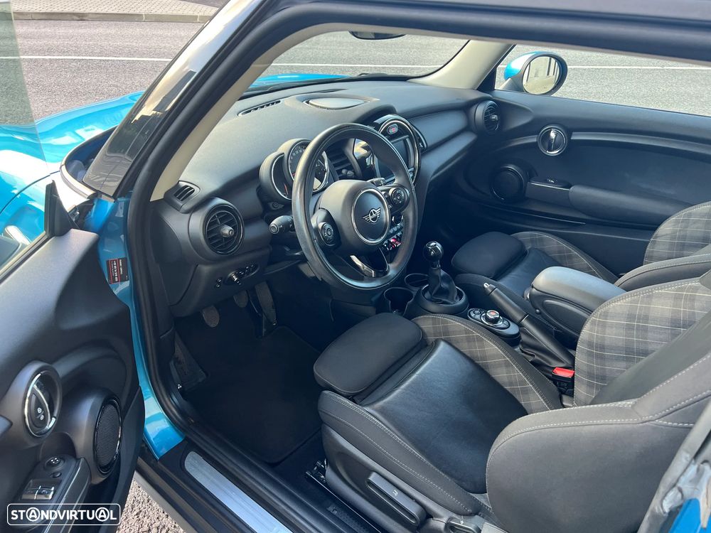 MINI 3 Portas One D - 8