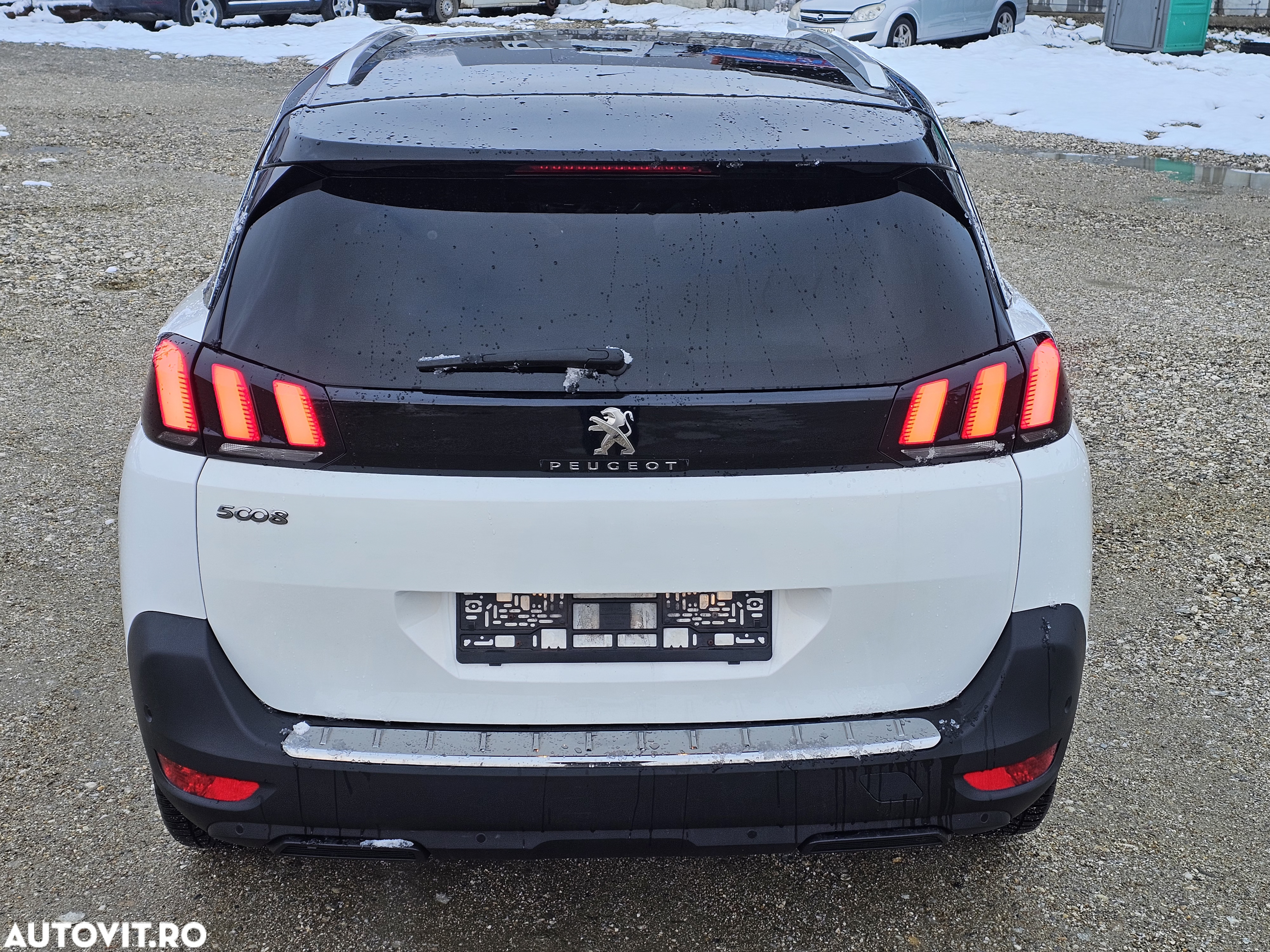 Peugeot 5008 1.2 Puretech Turbo s&s GT-Line - 37