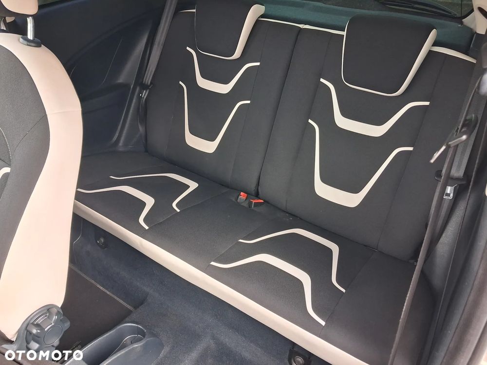 Ford KA 1.2 Ambiente - 36