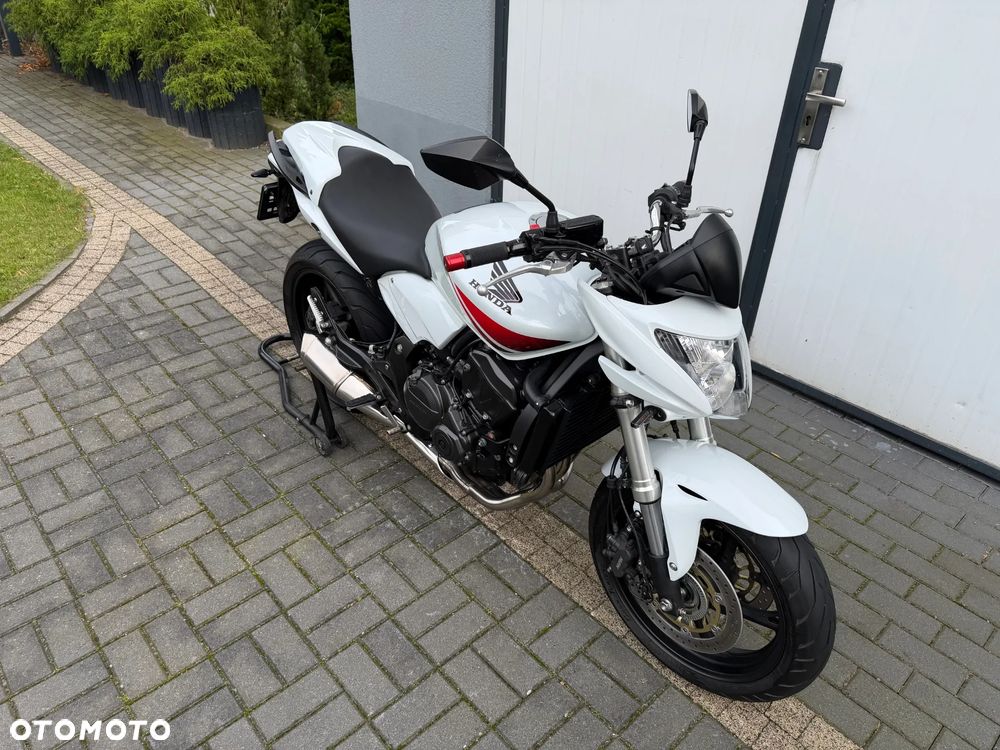 Honda Hornet - 25