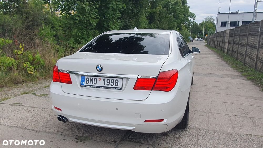 BMW Seria 7 730d Blue Performance - 9