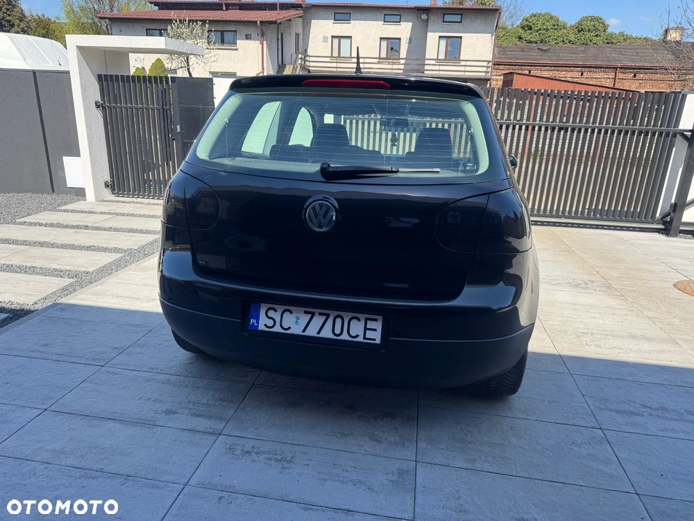 Volkswagen Golf 1.6 Comfortline - 5