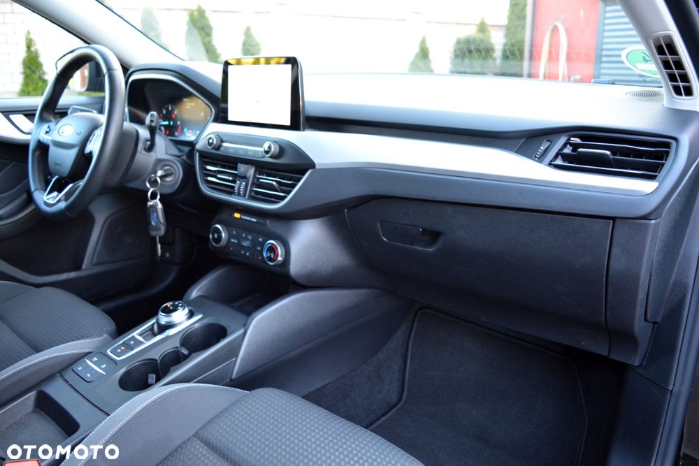 Ford Focus 2.0 EcoBlue Active Business - 12
