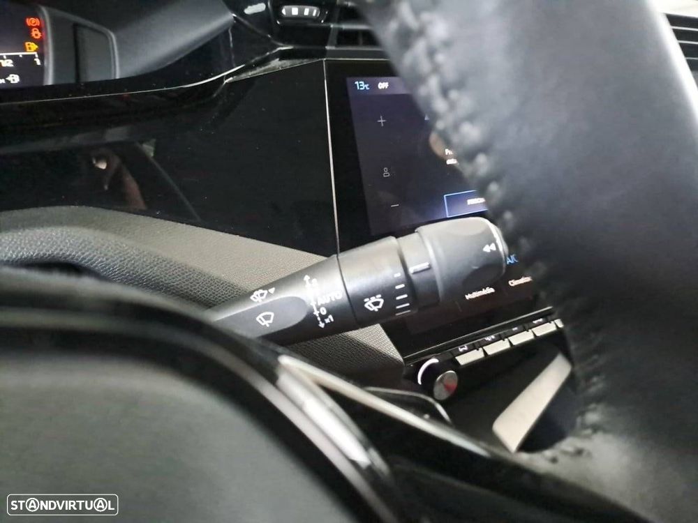 Peugeot 408 1.2 PureTech Allure EAT8 - 15