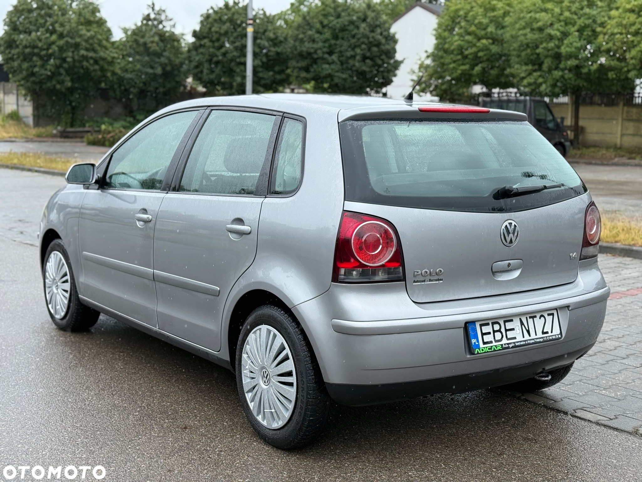 Volkswagen Polo - 4