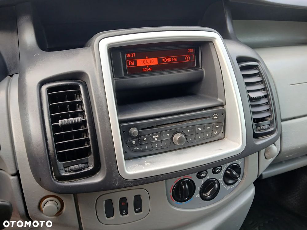 Opel Vivaro - 15