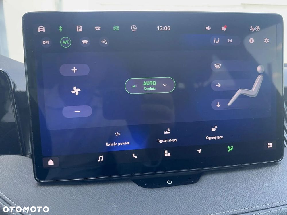 Skoda Superb 2.0 TDI SCR 4x4 Selection DSG - 24