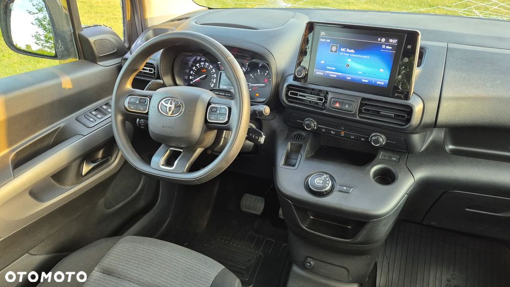 Toyota Proace City 1.2 D-4T Long 2,3t Active (bryg.) - 30
