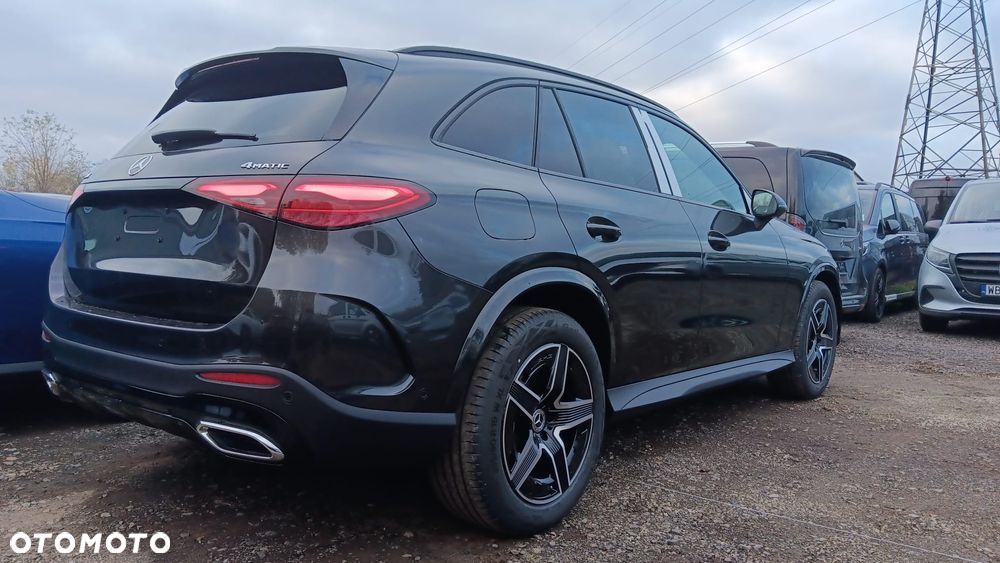 Mercedes-Benz GLC Coupe 200 mHEV 4-Matic AMG Line - 3
