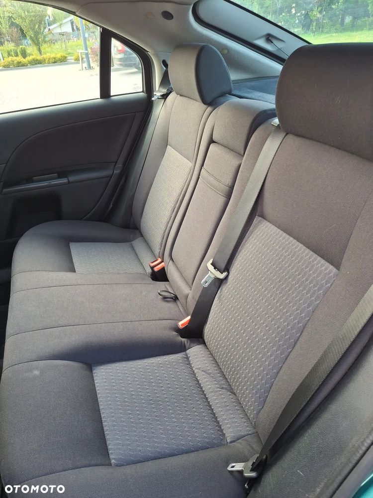 Ford Mondeo 2.0 TDDi Trend - 10
