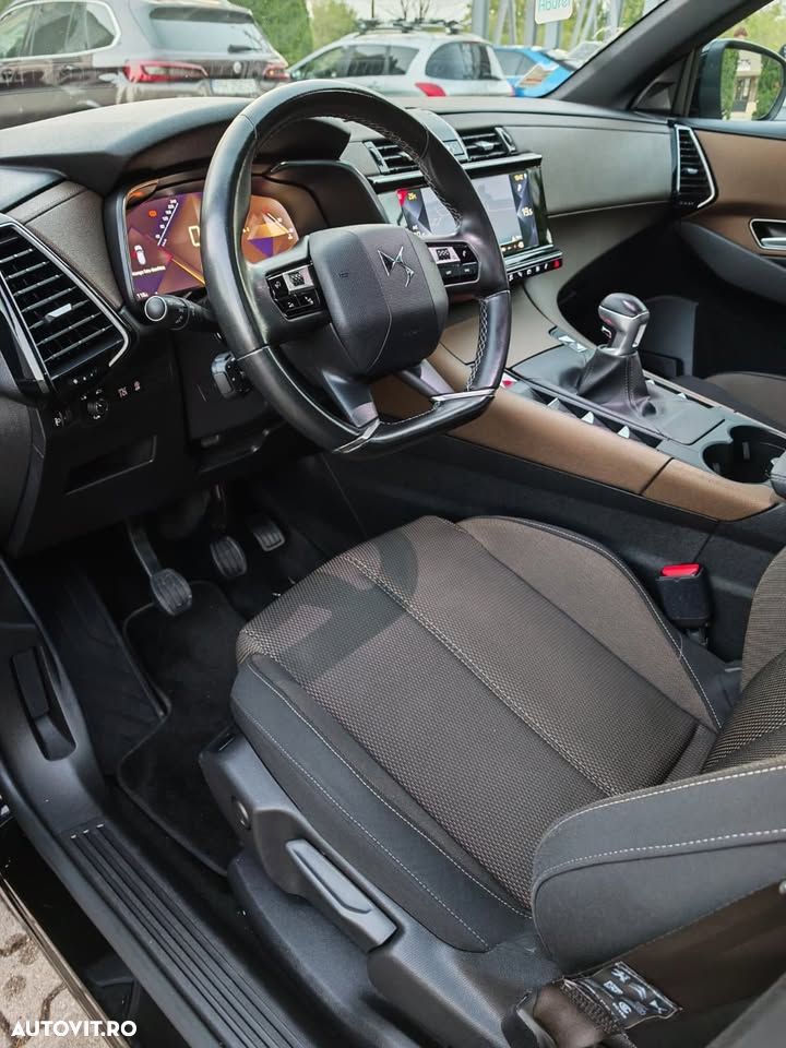 DS Automobiles DS 7 Crossback - 15