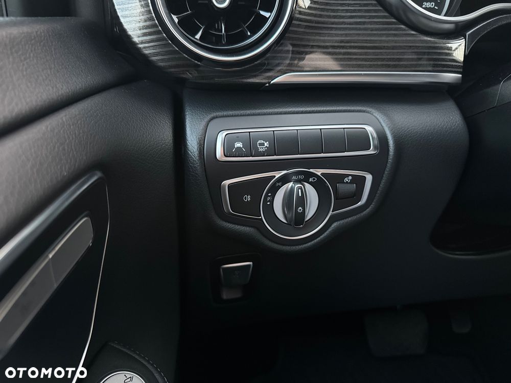Mercedes-Benz Klasa V 300 d Avantgarde 9G-Tronic (d³ugi) - 15