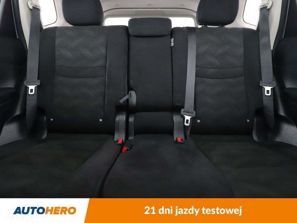 Nissan X-Trail - 15