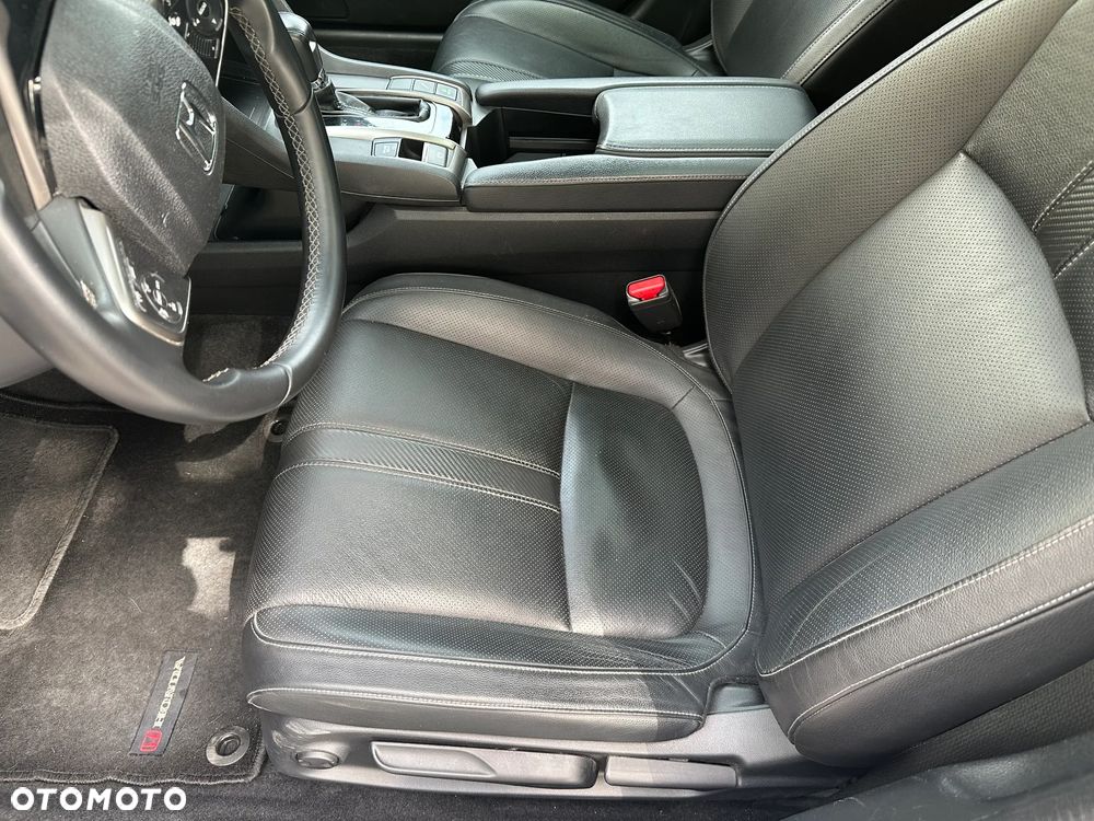 Honda Civic 1.5 T Prestige (Navi) - 16